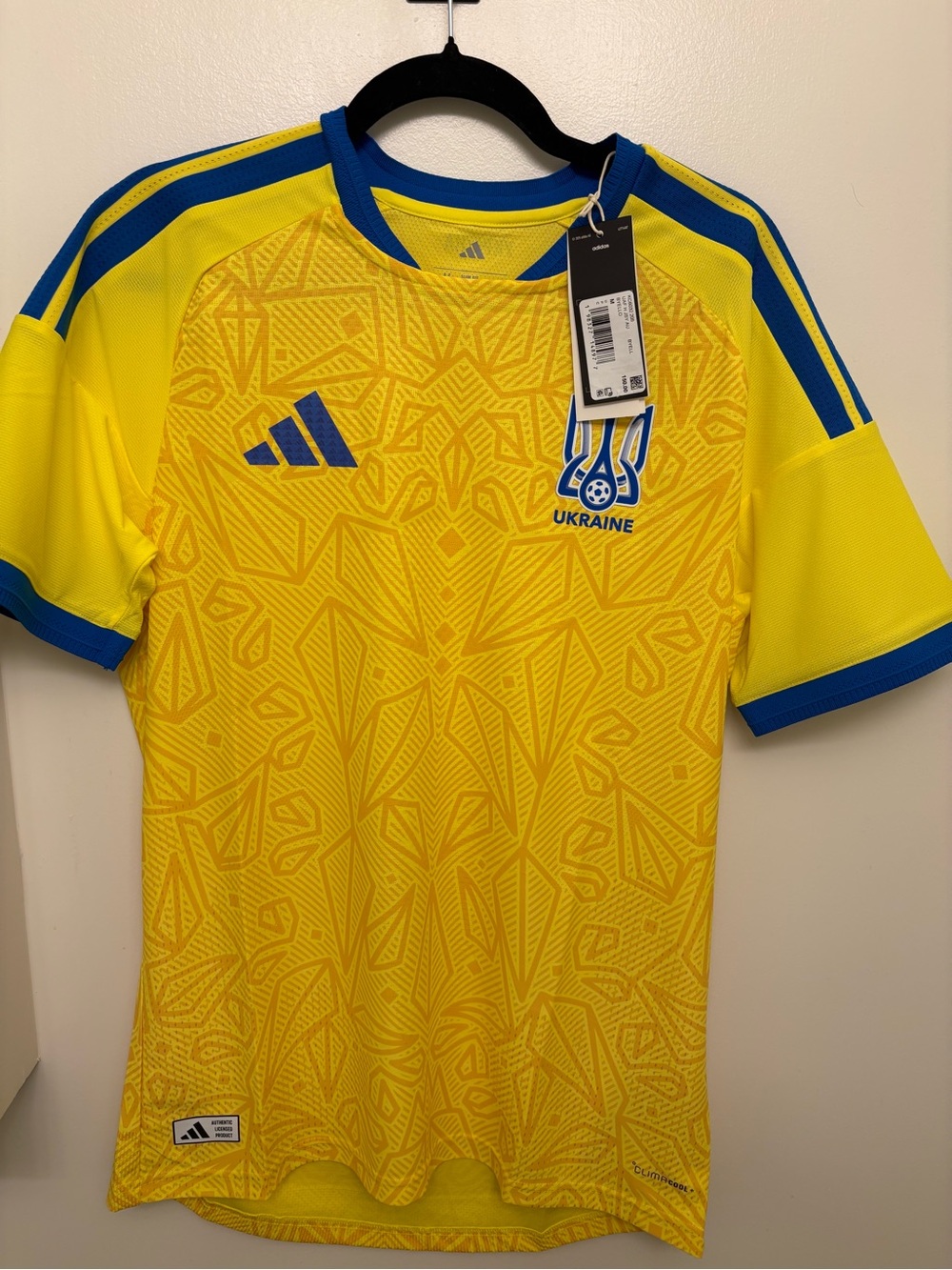Adidas Ukraine 2026 Home Authentic Jersey Men M NWT KC6032